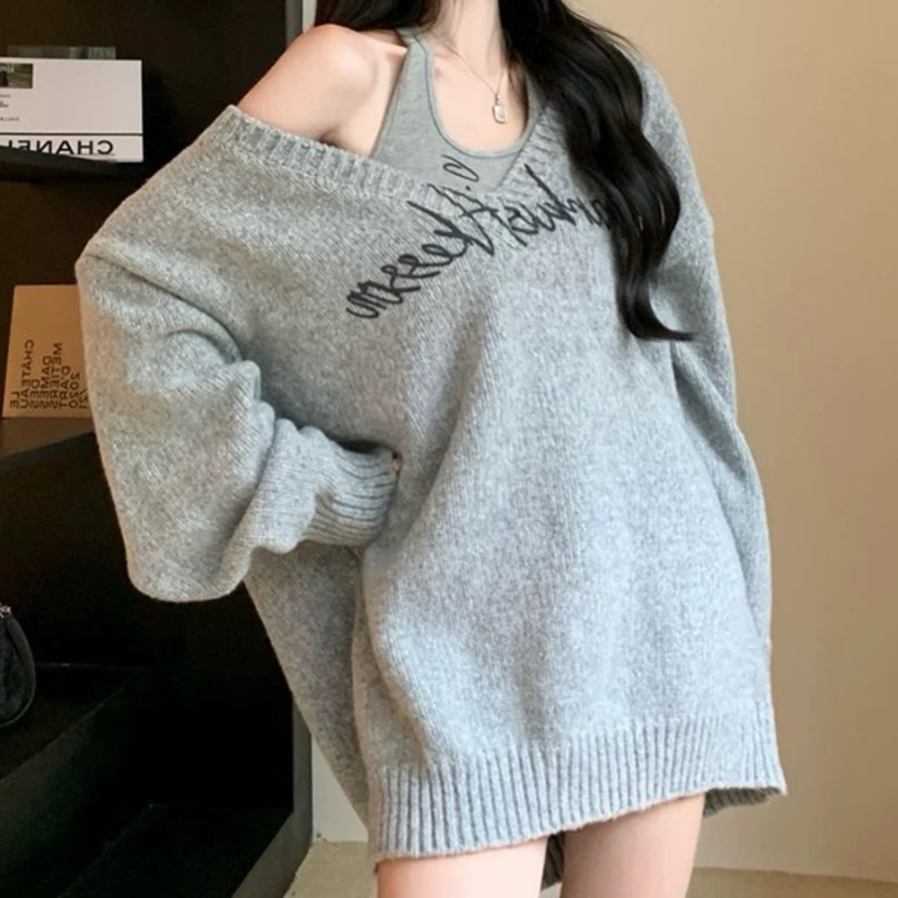 Oversized V-Neck Knit Sweater Gray